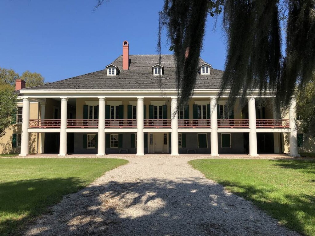 Destrehan Plantation on a day trip from New Orleans
