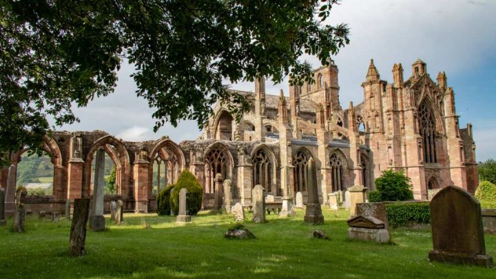 3 Beautiful Abbeys in Scotland