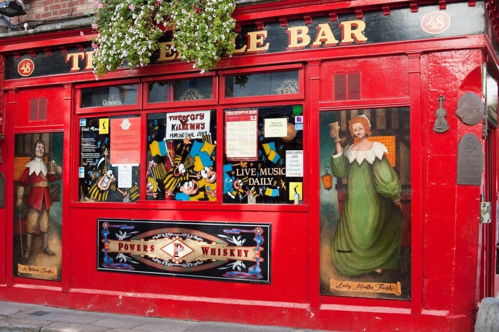 temple bar-free things to do in Dublin