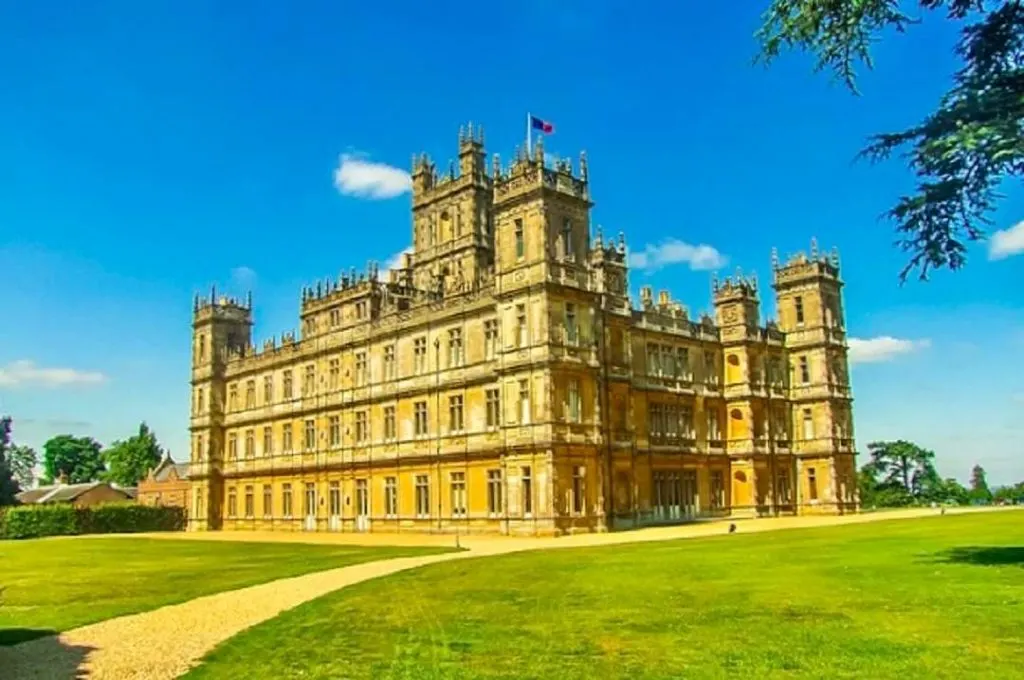Highclere-day trips from London