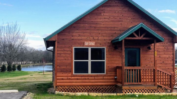 Great Cabins in Canton, Texas: Silver Spur Resort Review
