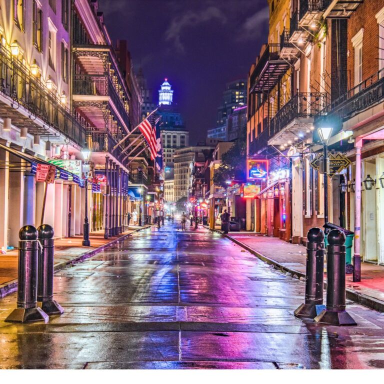 10 Haunted Hotels in New Orleans