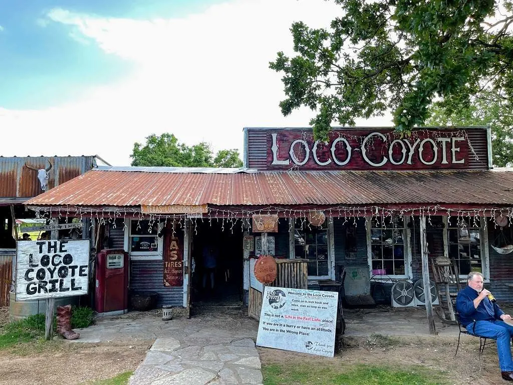 Loco Coyote-Glen Rose Restaurants