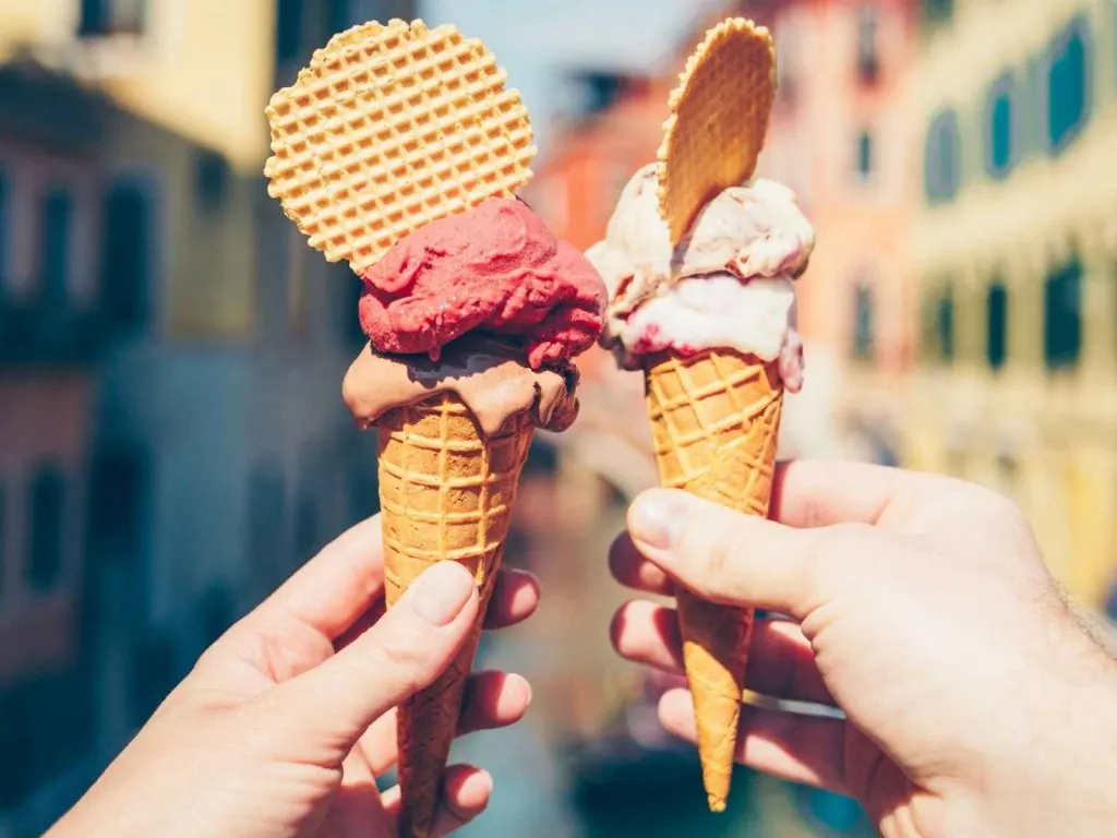 two cones of gelato