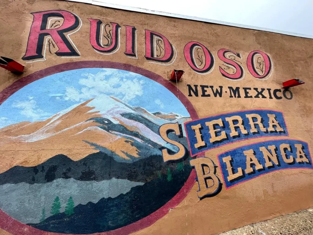 Ruidoso mural hunting is one of the things to do in Ruidoso