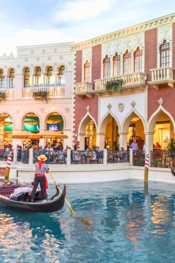 best hotels in Vegas for couples