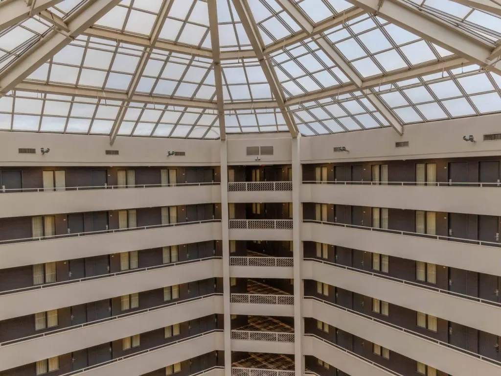 Crowne Plaza Suites Arlington