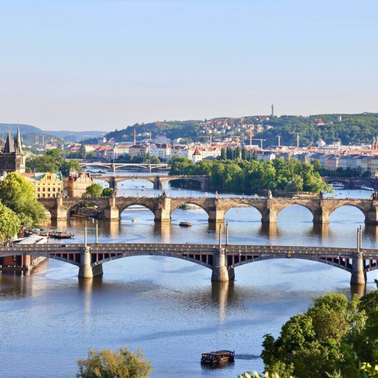 25 Best Things to Do in Prague: A Guide to This Historic City
