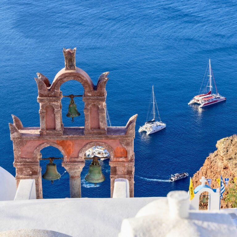 Top 25 Things to Do in Santorini: Your Ultimate Island Adventure Guide